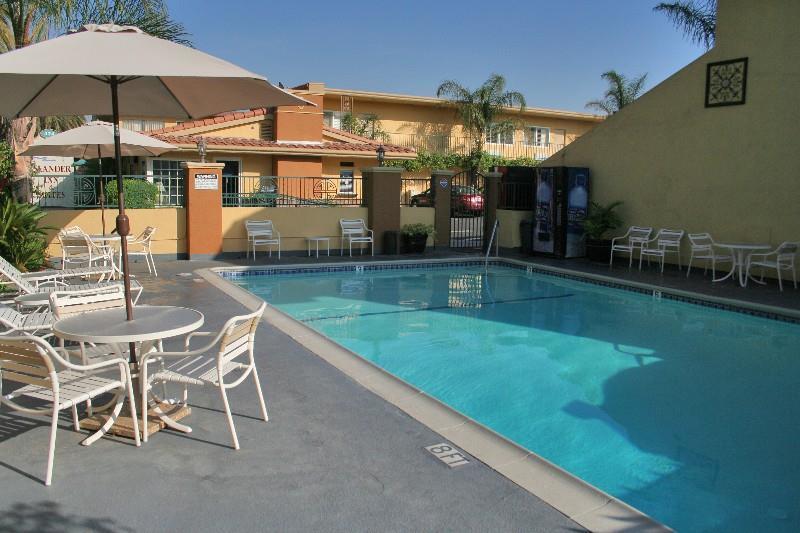 Anaheim Islander Inn And Suites Near Park And Convention Center Faciliteiten foto