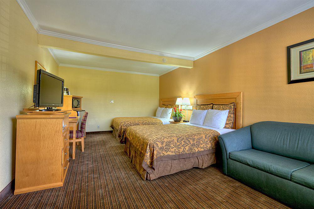 Anaheim Islander Inn And Suites Near Park And Convention Center Buitenkant foto